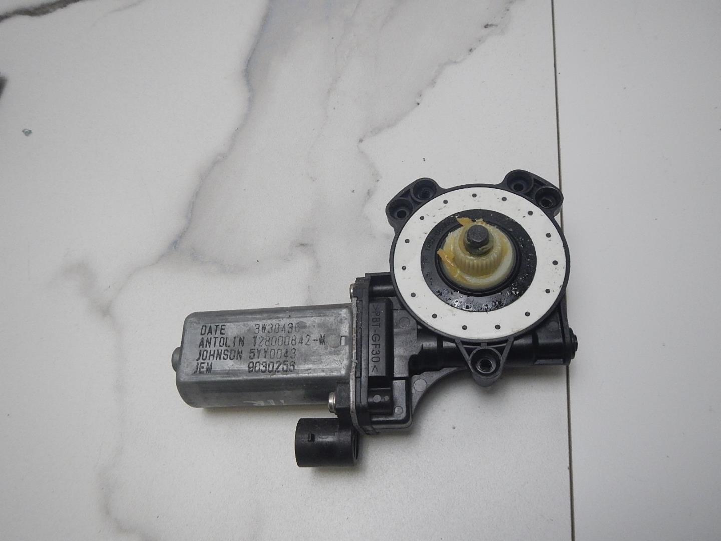 Моторчик стеклоподъемника