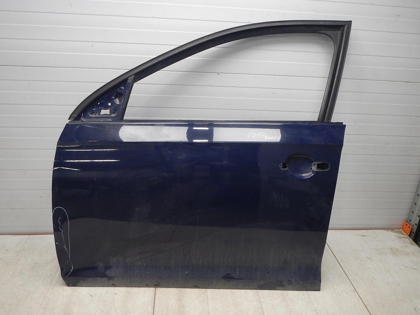 Дверь передняя левая