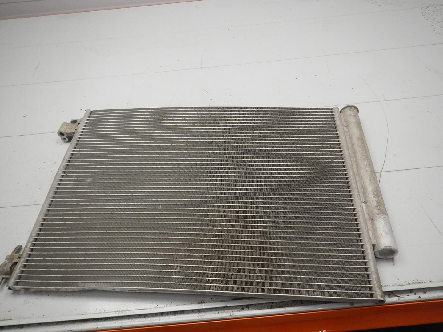 Радиатор кондиционера / конденсер