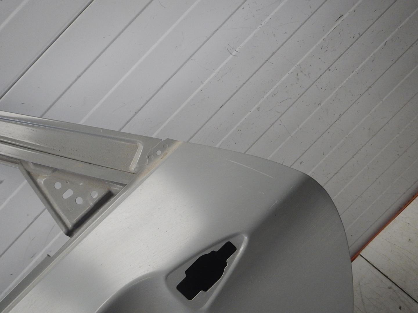 Дверь задняя левая