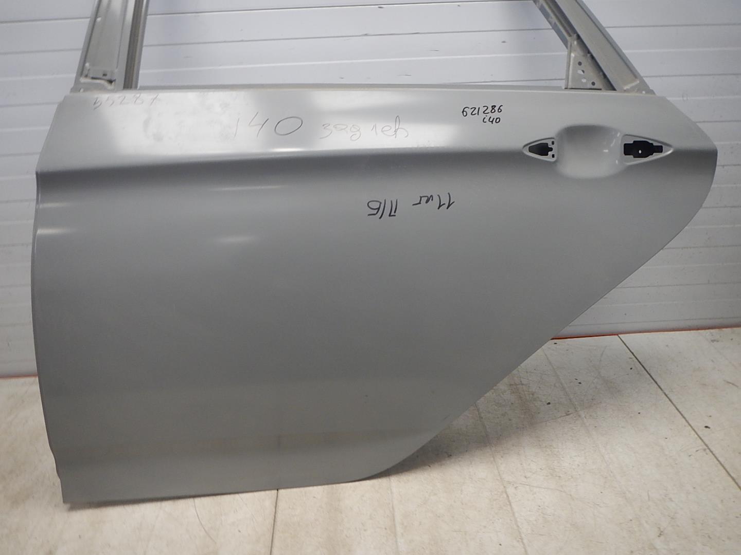 Дверь задняя левая