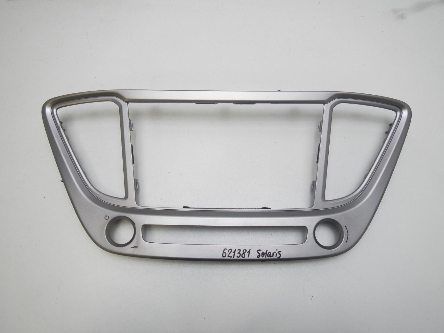 Рамка магнитолы