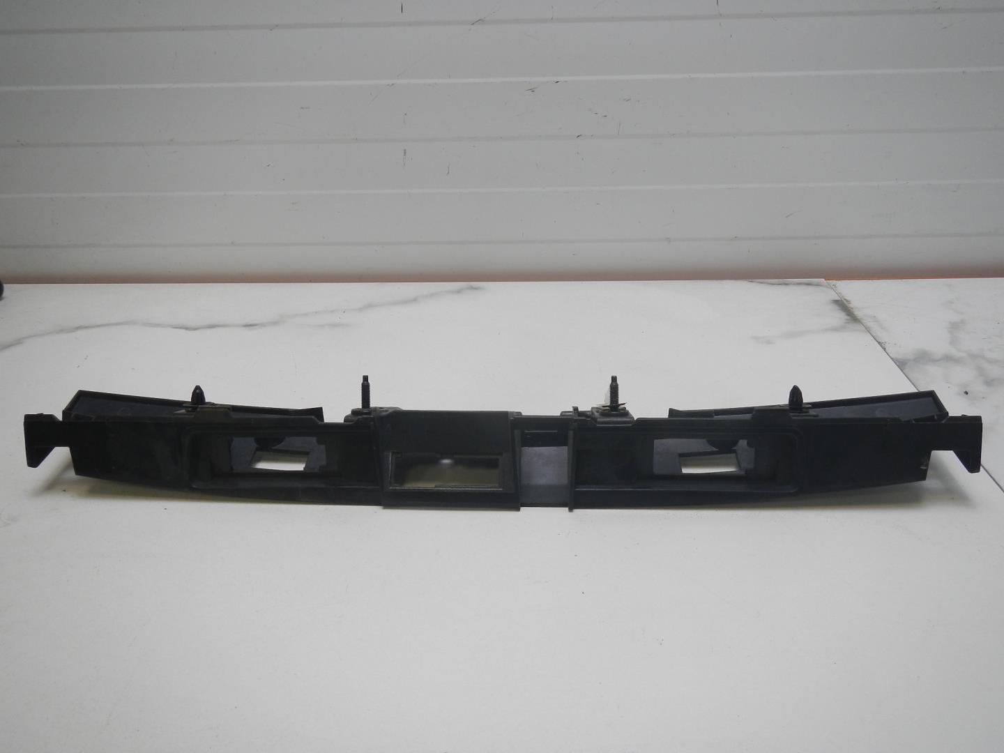 Накладка двери багажника