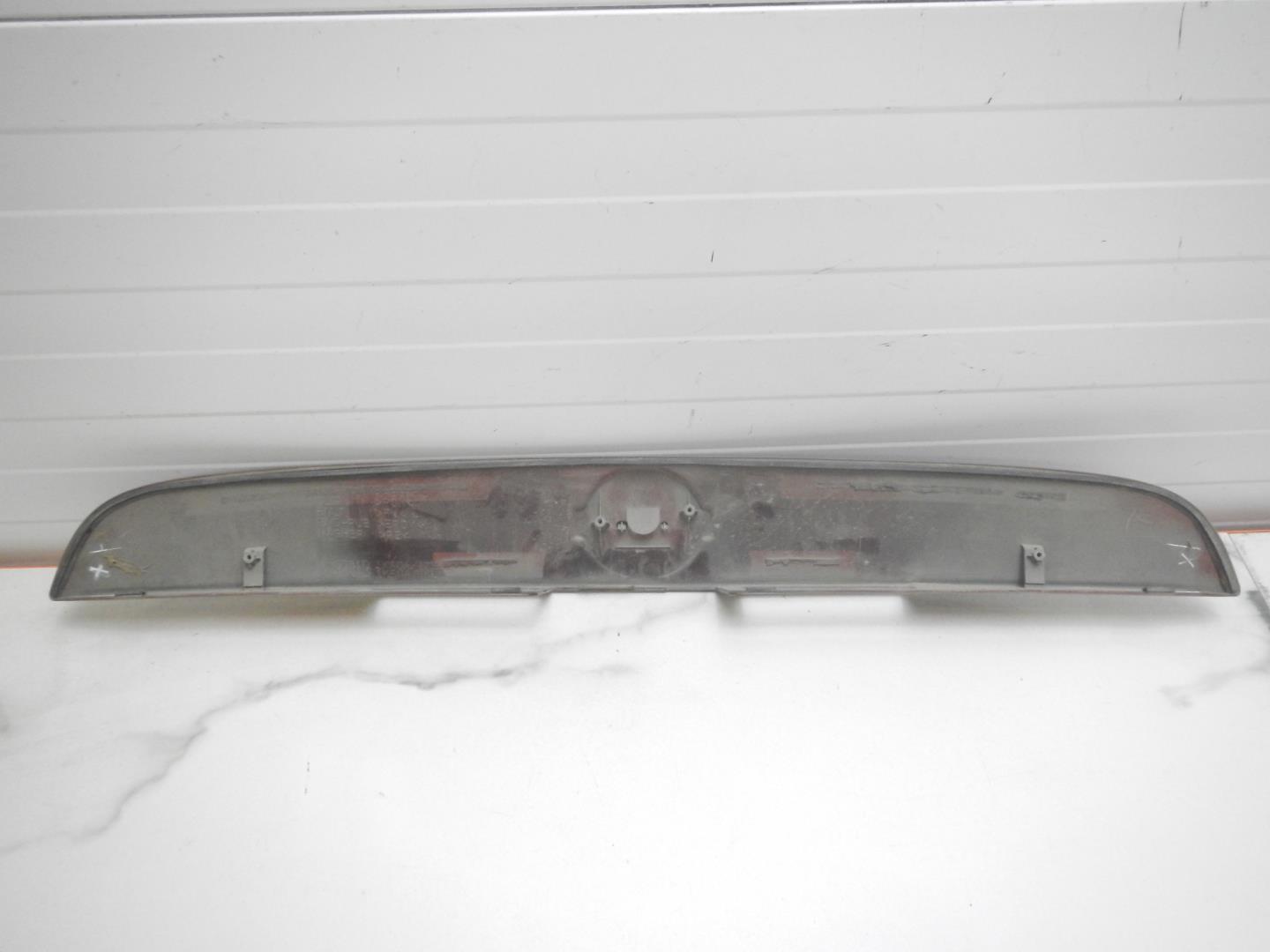 Накладка двери багажника