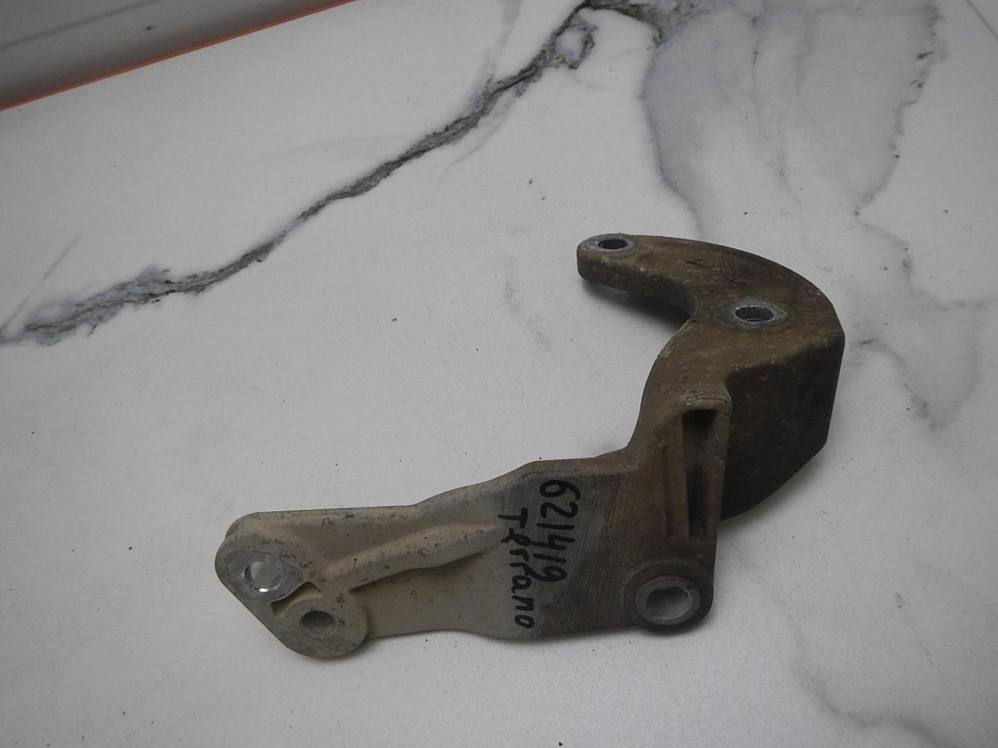 Кронштейн КПП