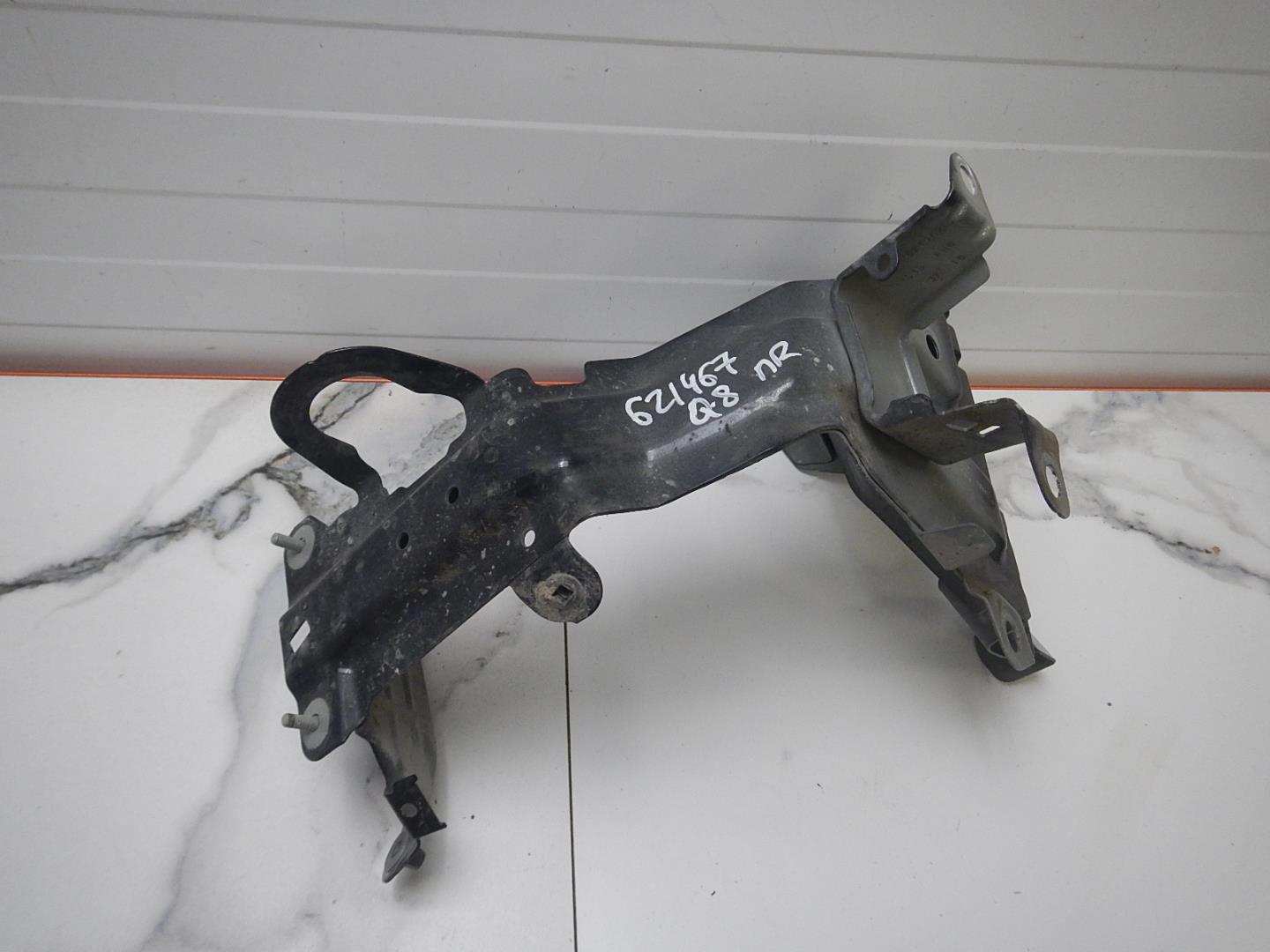 Кронштейн крепления крыла