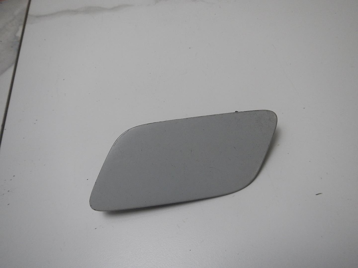 Крышка форсунки омывателя фар