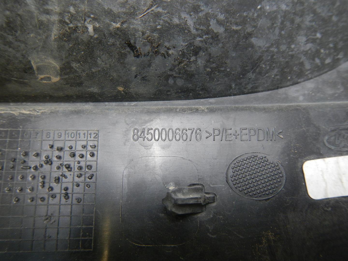 Решетка в бампер левая