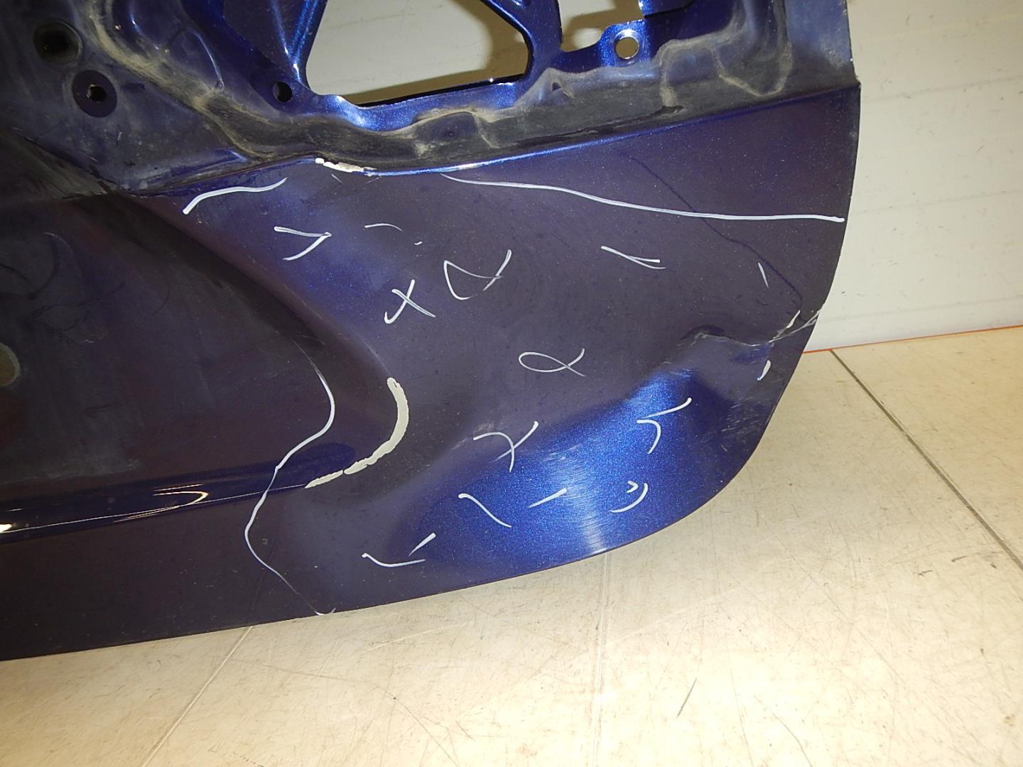 Дверь багажника