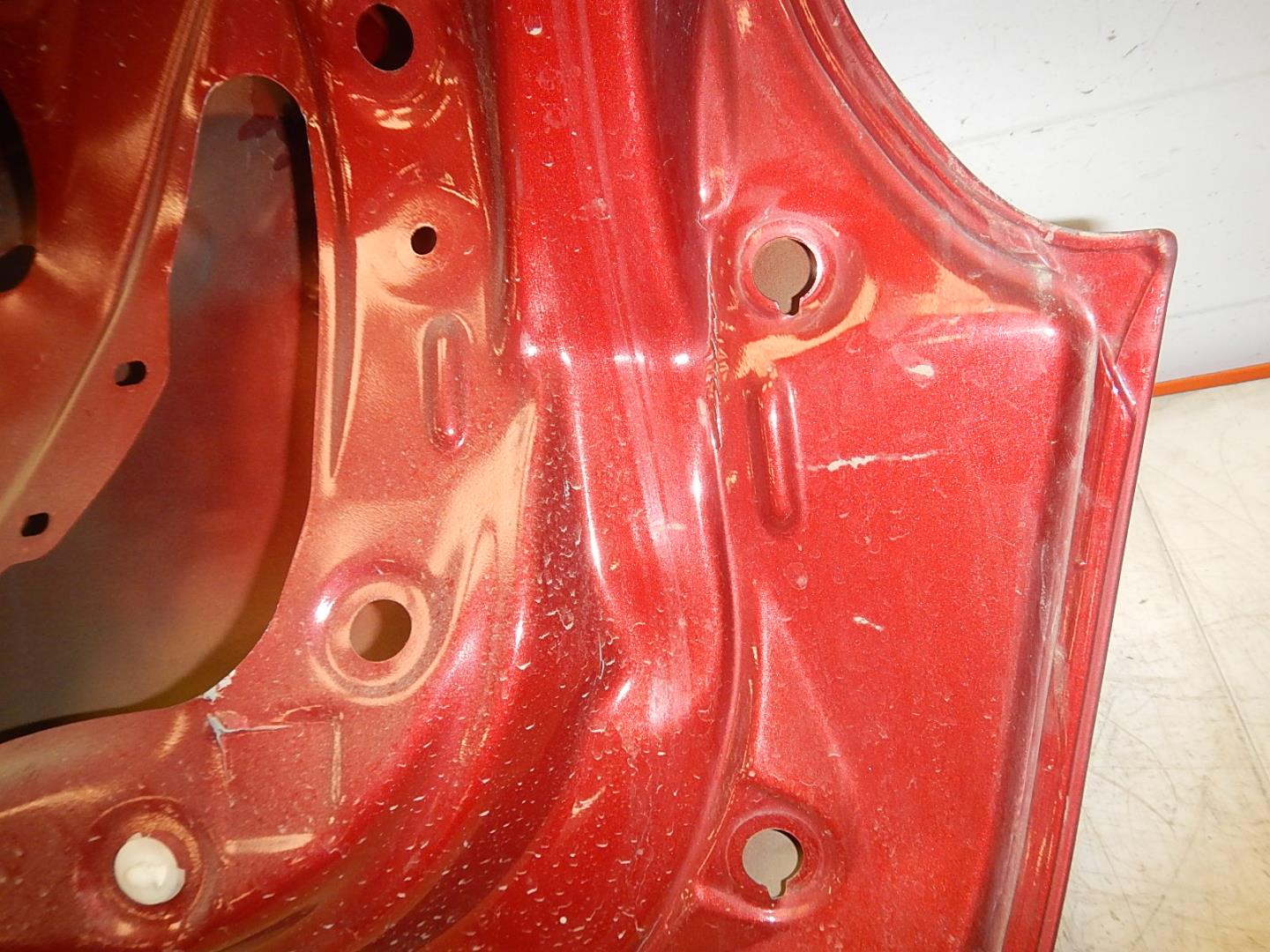 Дверь багажника