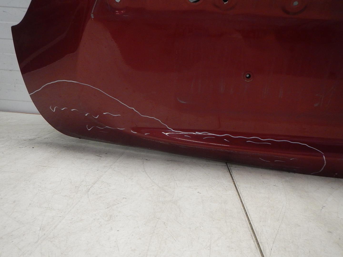 Дверь багажника