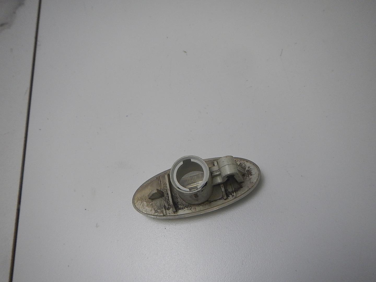 Указатель поворота левый