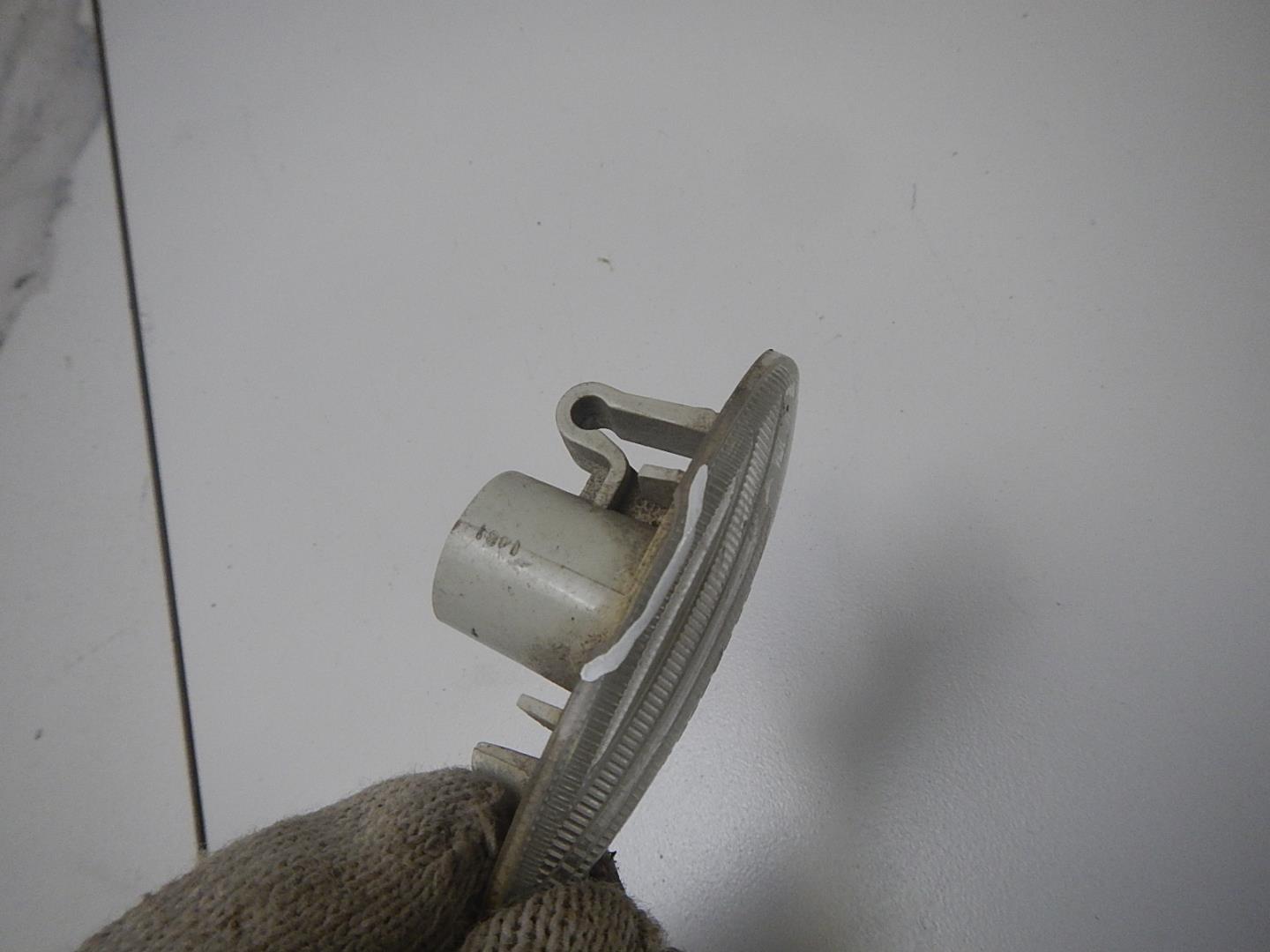 Указатель поворота правый