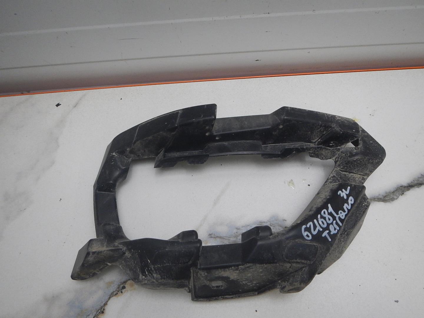 Кронштейн фары противотуманной левой