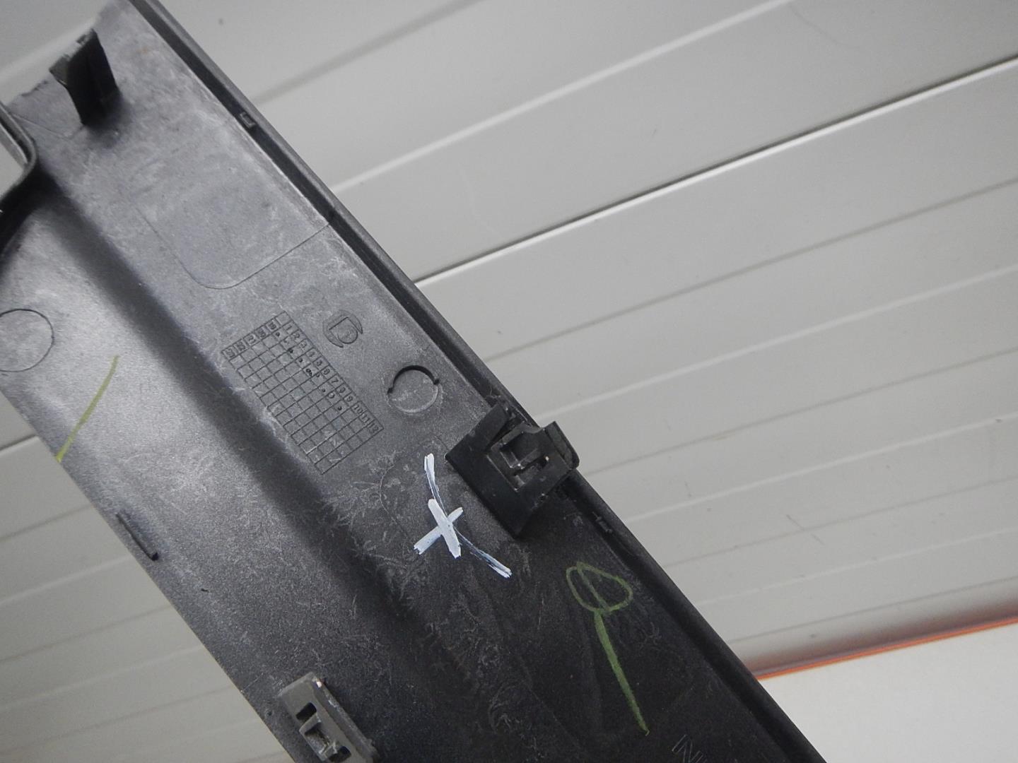 Накладка (кузов наружные)