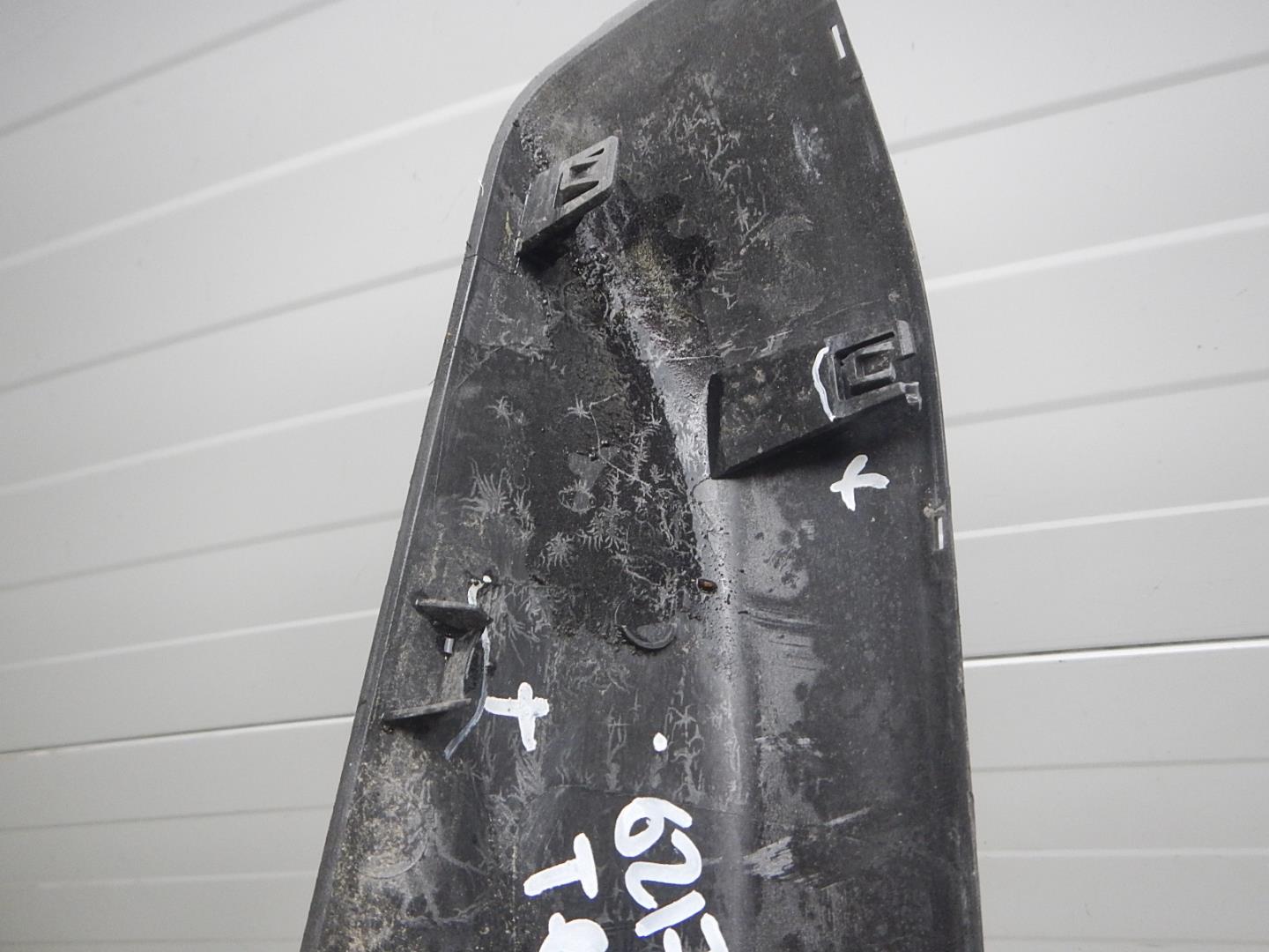 Накладка (кузов наружные)