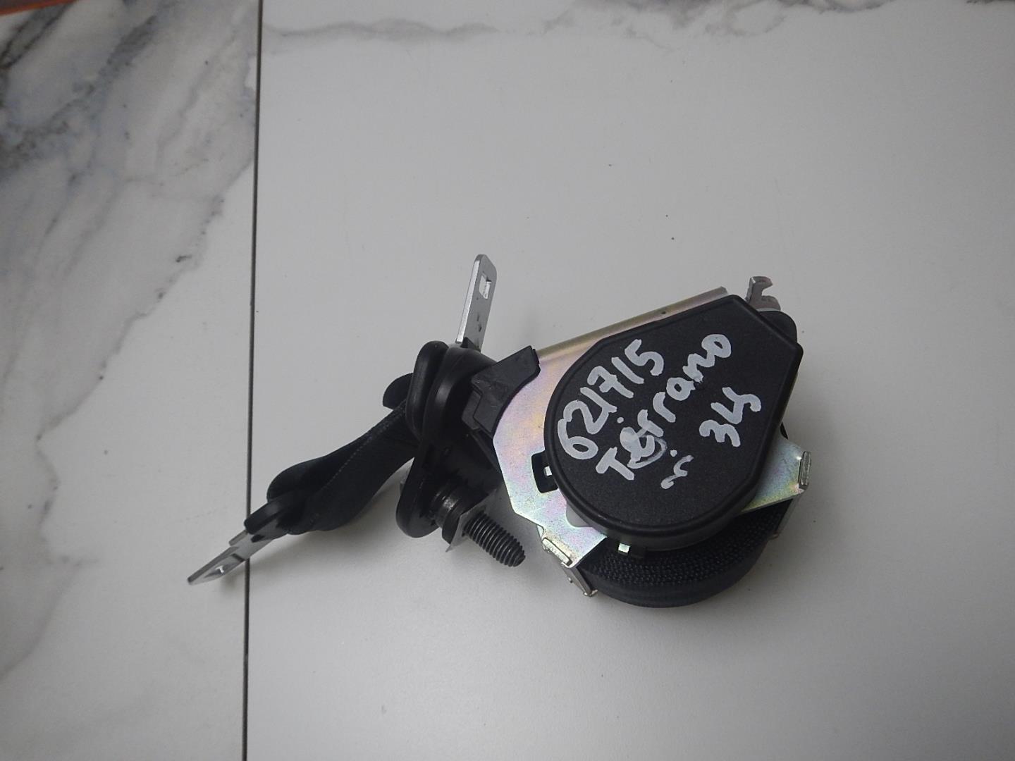 Ремень безопасности