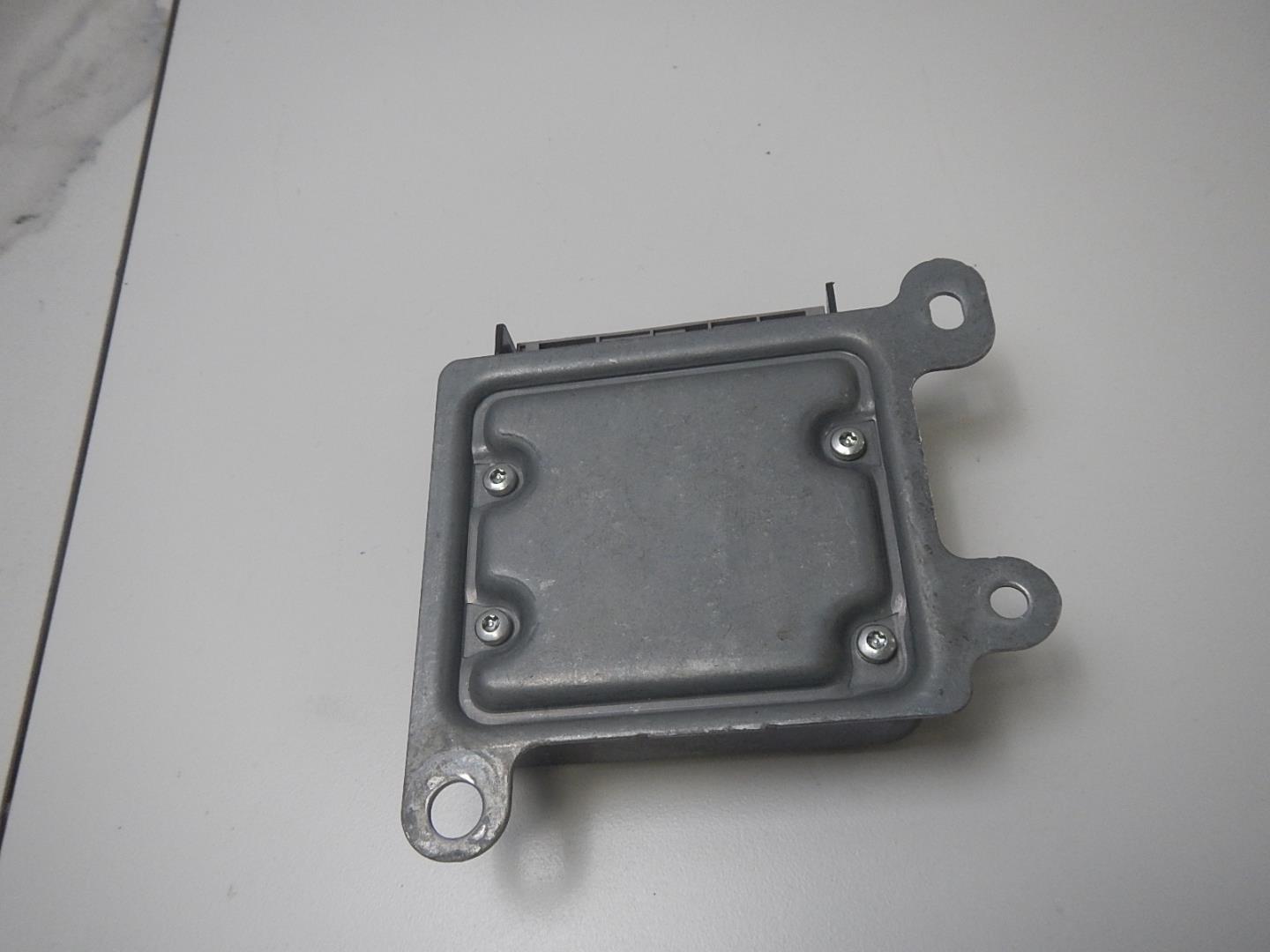 Блок управления подушек безопасности (AIR BAG)