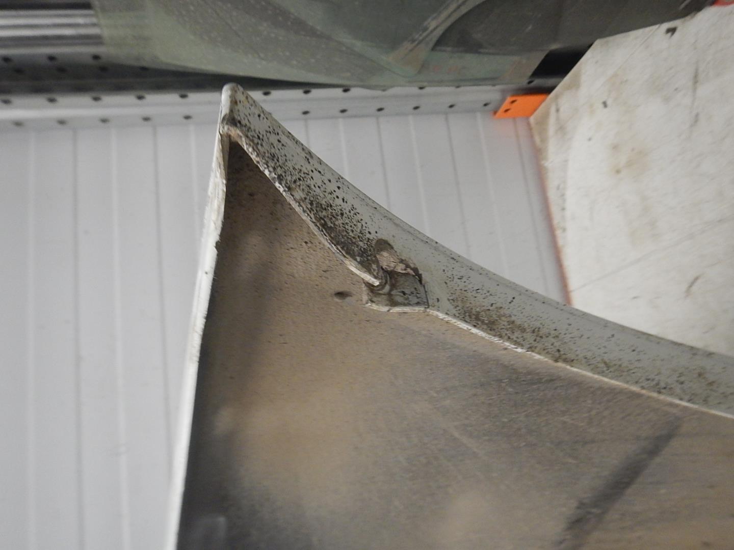 Бампер задний