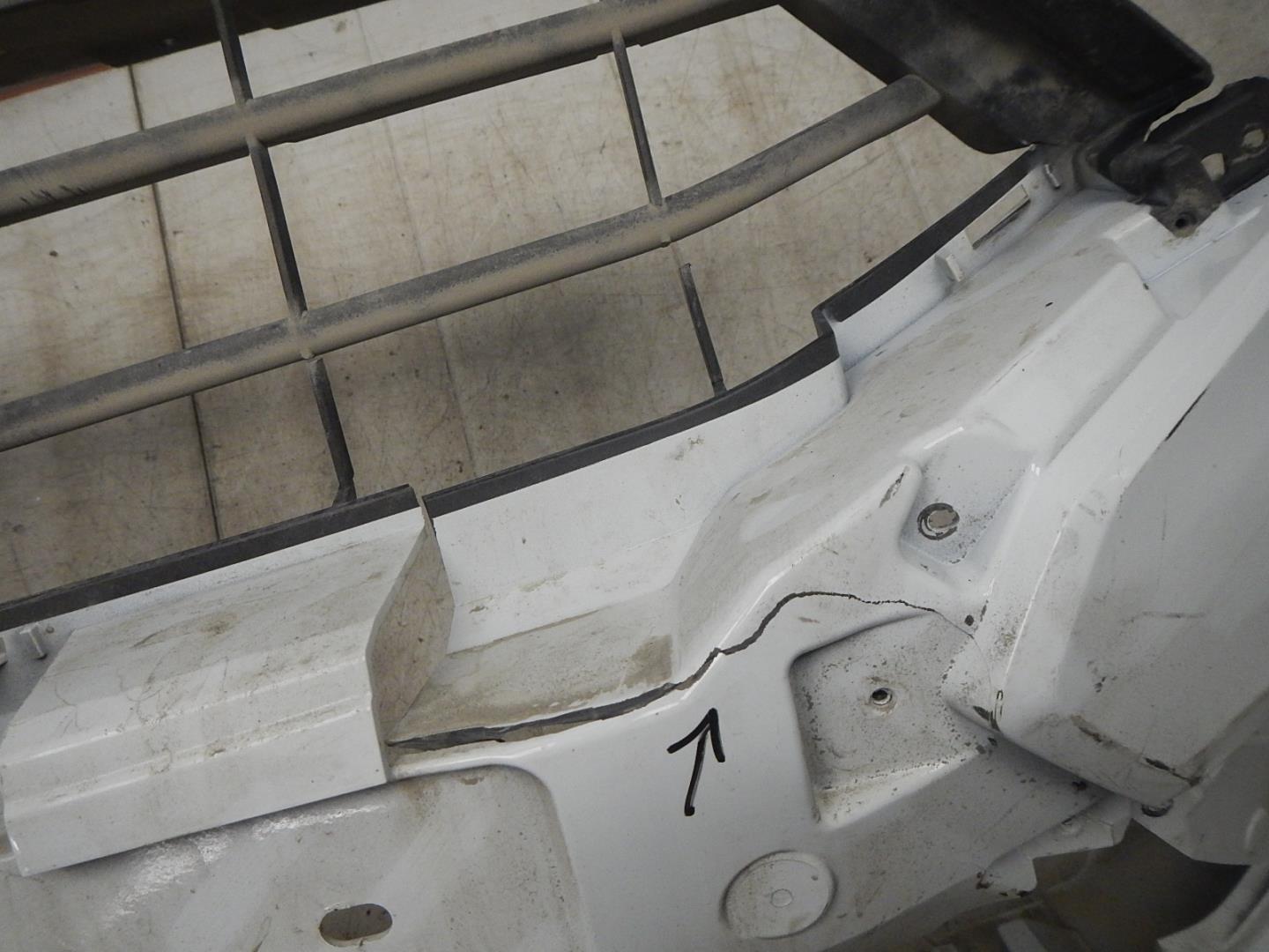 Бампер передний