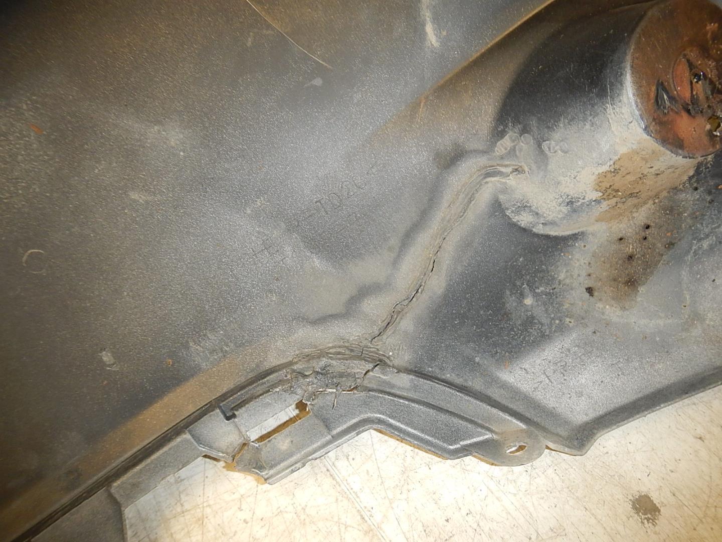 Бампер задний