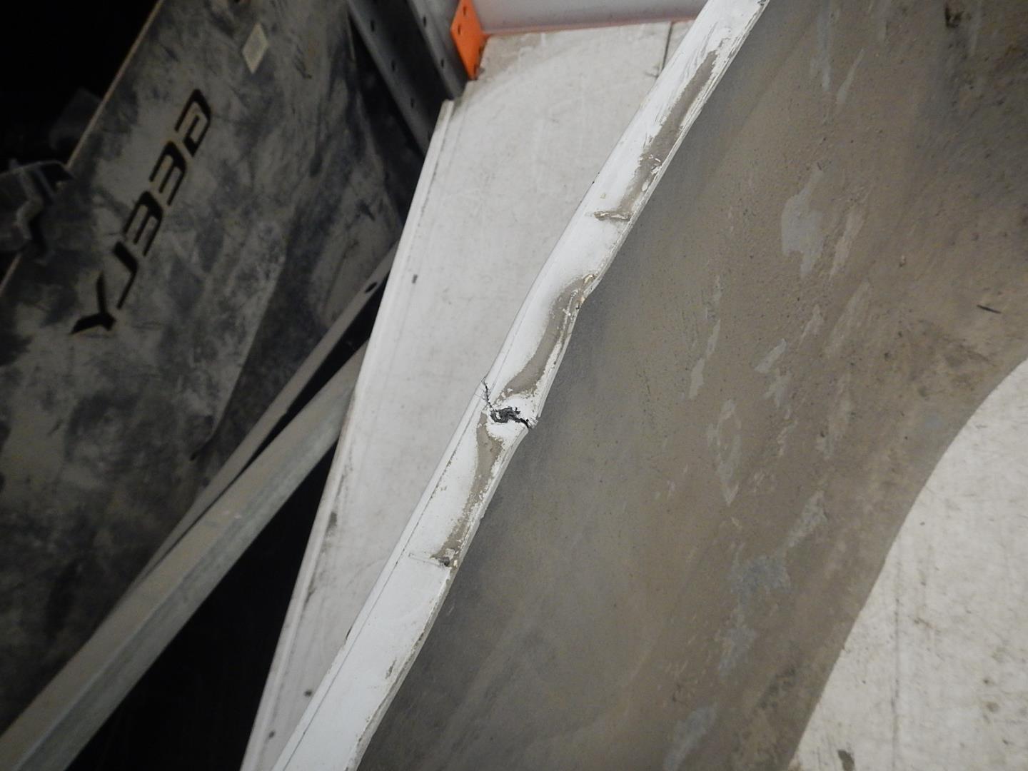 Бампер задний