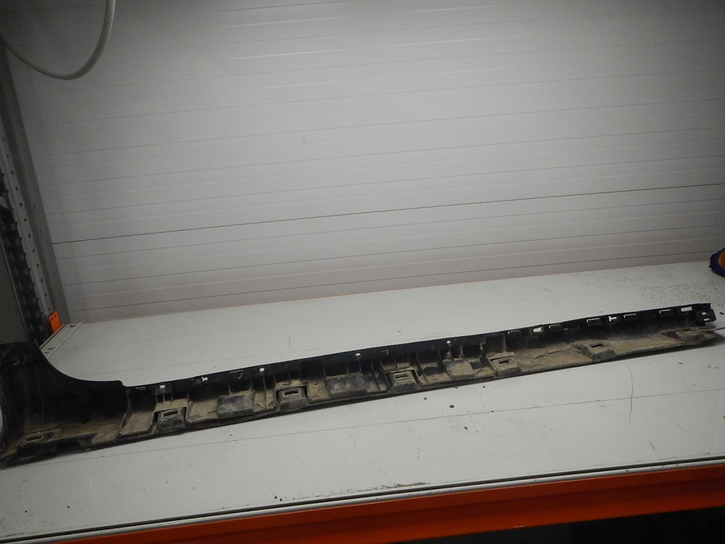 Накладка на порог (наружная)