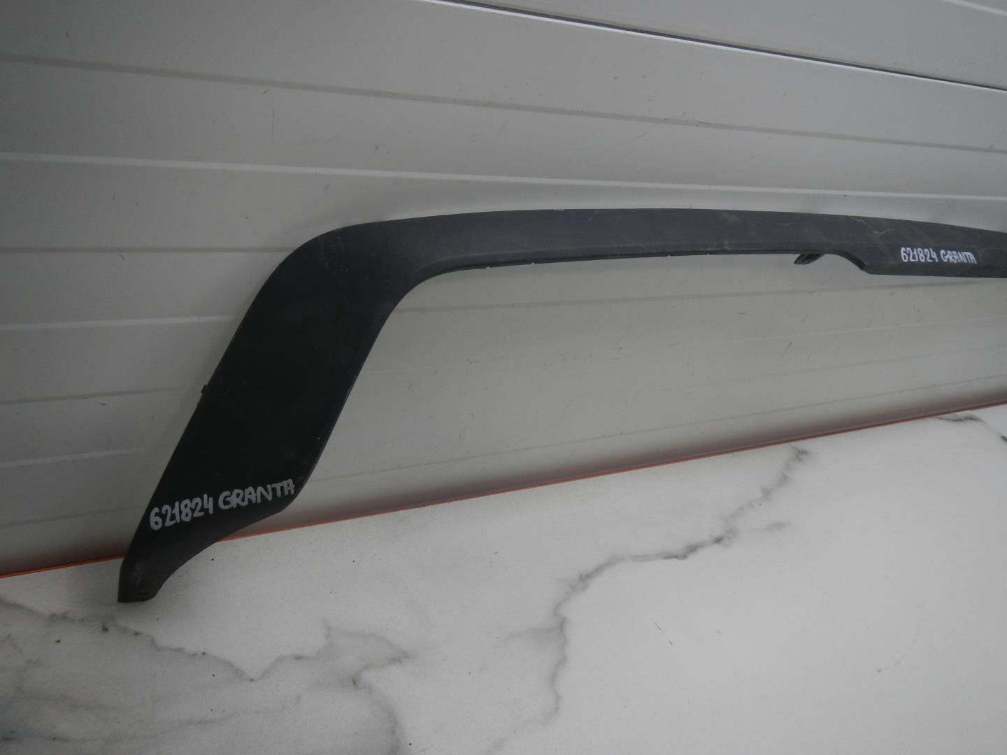 Накладка заднего бампера