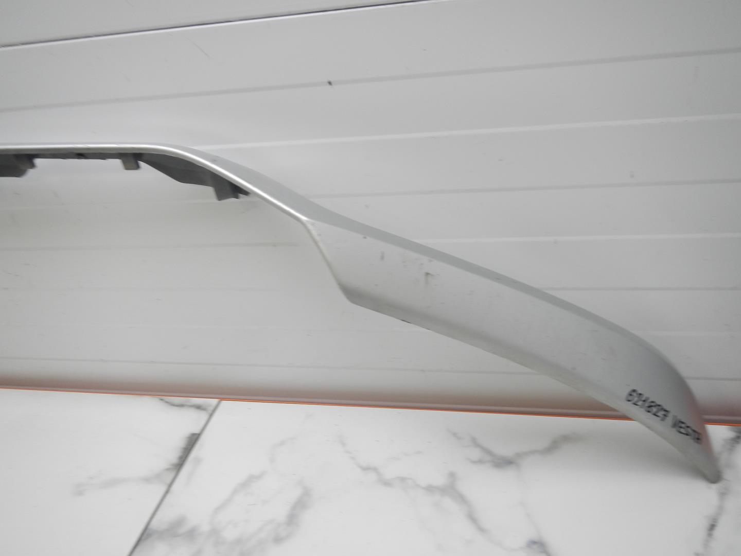 Накладка переднего бампера