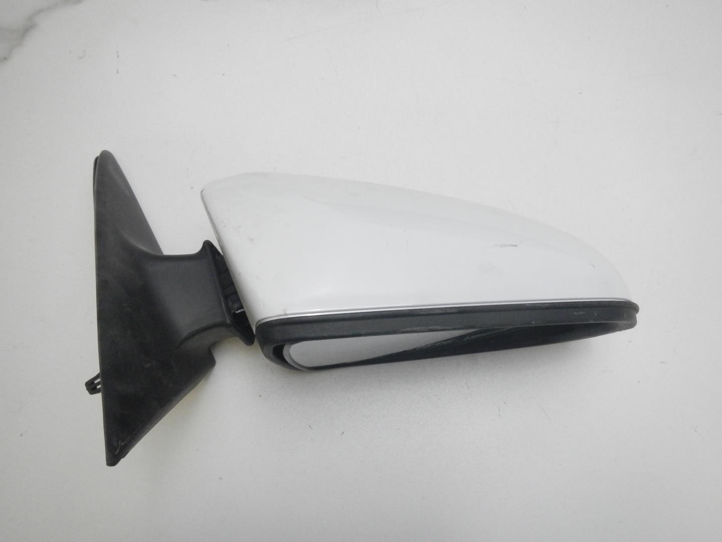 Зеркало правое электрическое