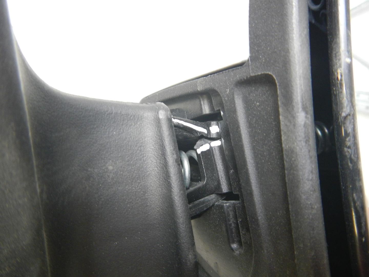 Зеркало правое электрическое