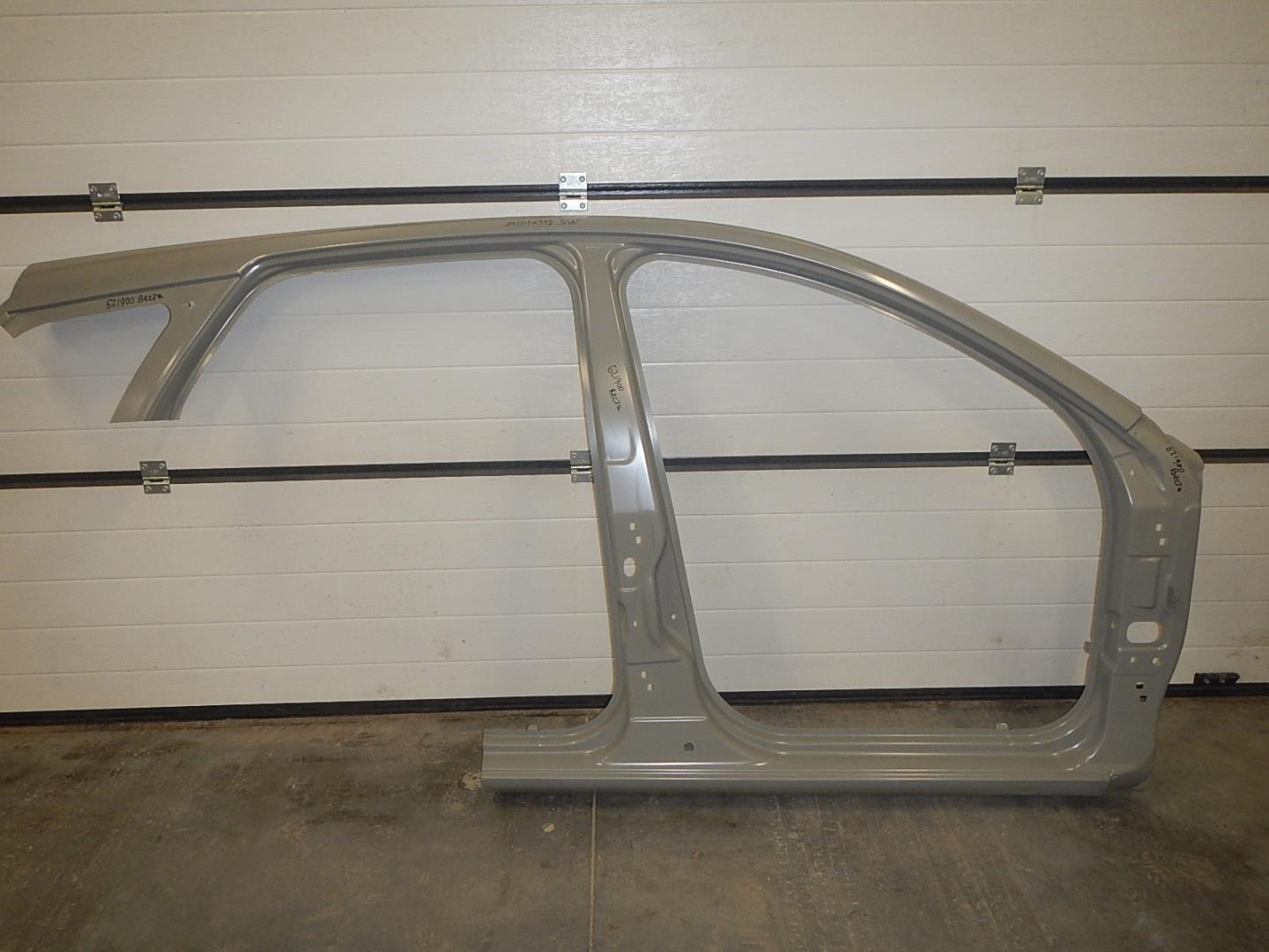 Кузовной элемент