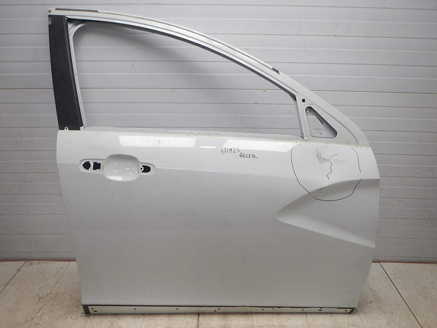 Дверь передняя правая