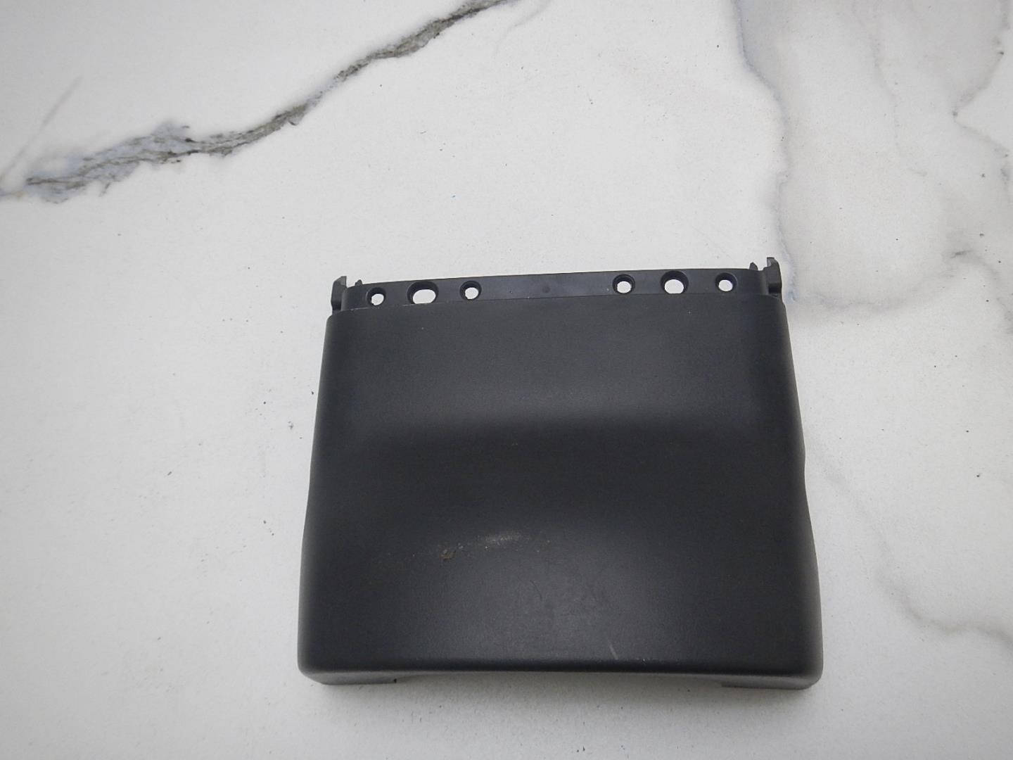 Кожух рулевой колонки