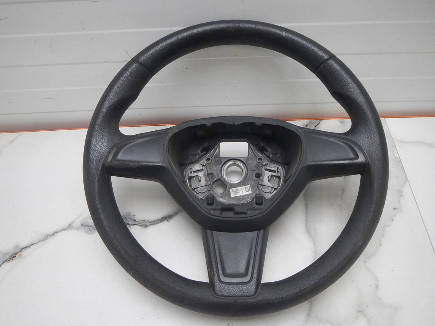 Рулевое колесо (руль)