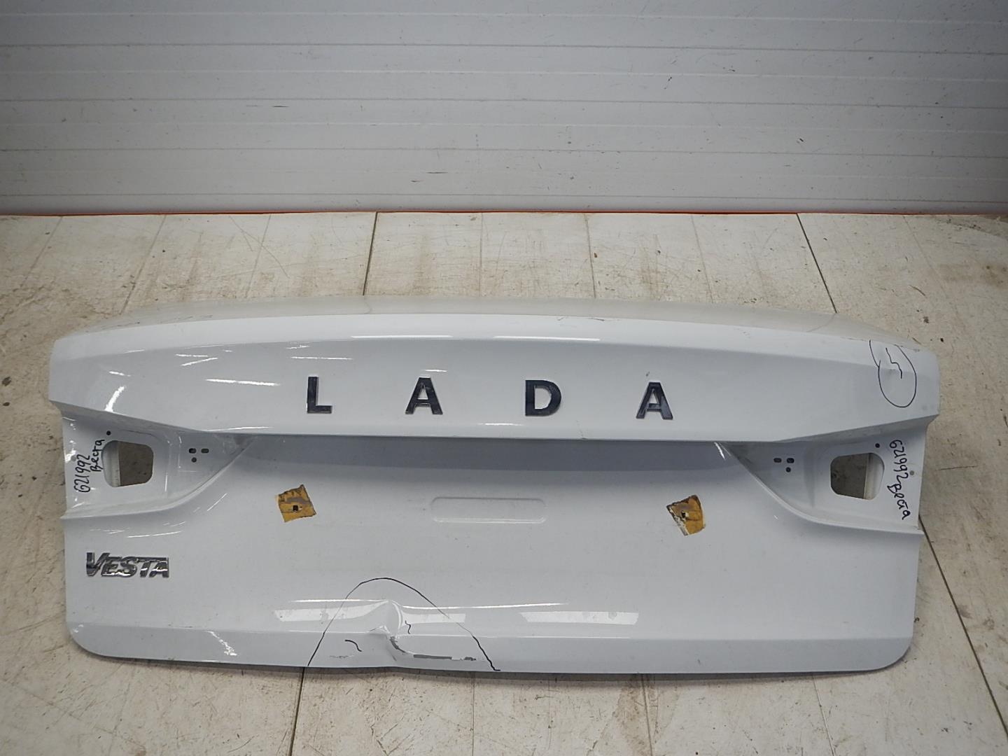 Крышка багажника