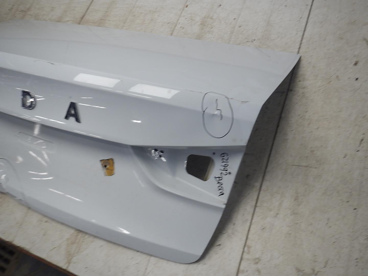 Крышка багажника