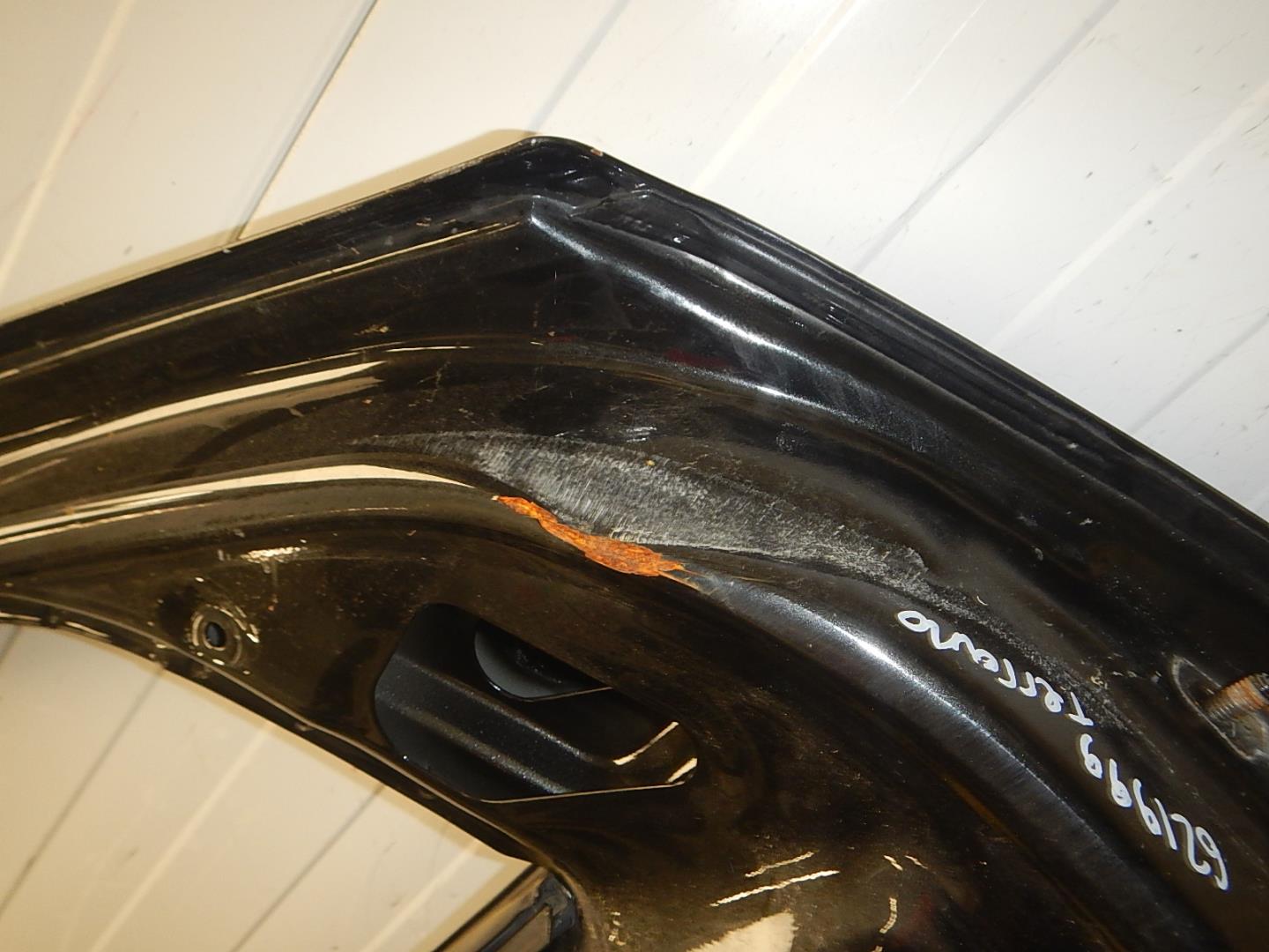 Дверь передняя левая