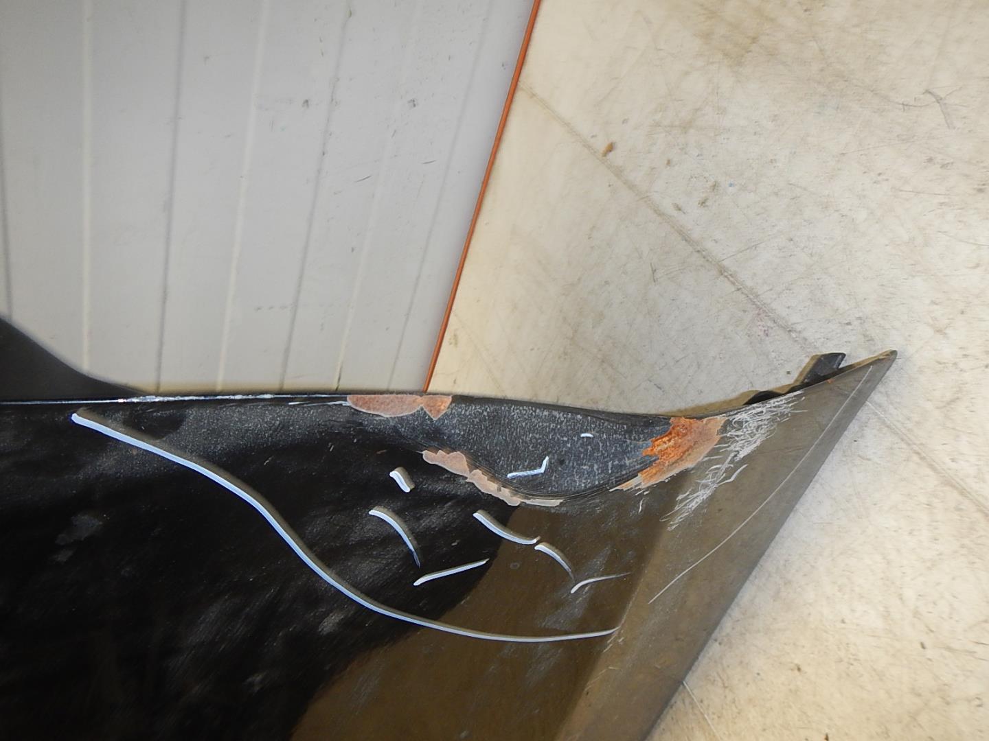 Дверь передняя левая