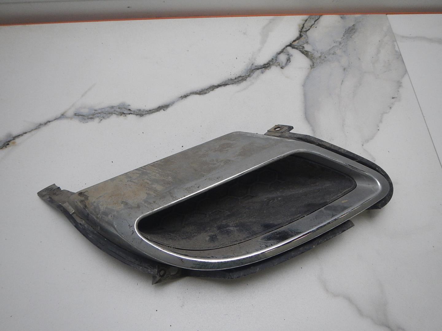 Накладка заднего бампера правая