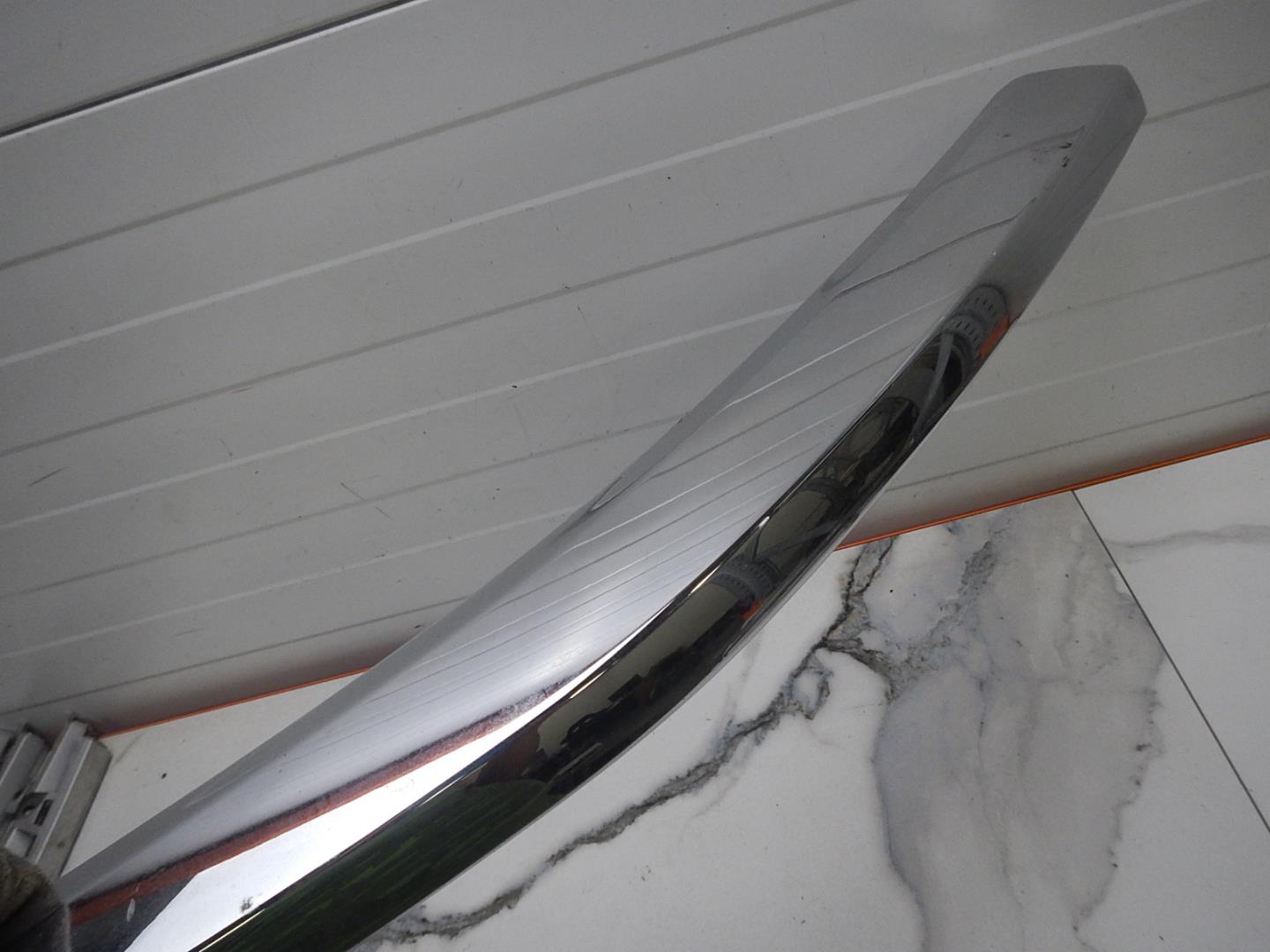 Накладка на решетку радиатора