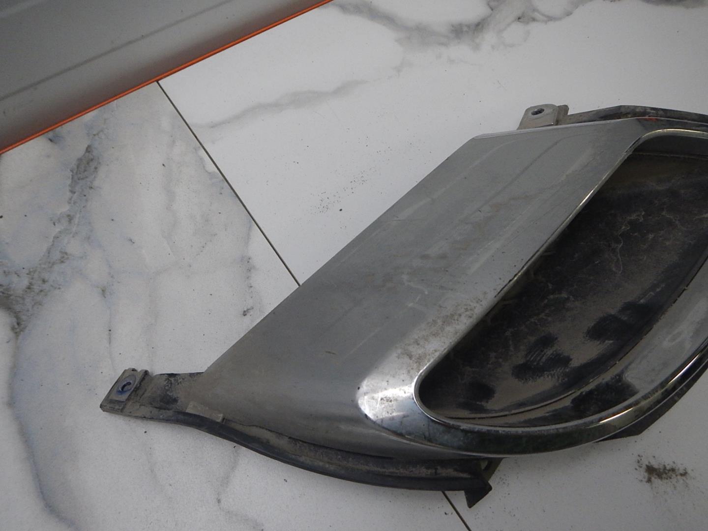 Накладка заднего бампера правая