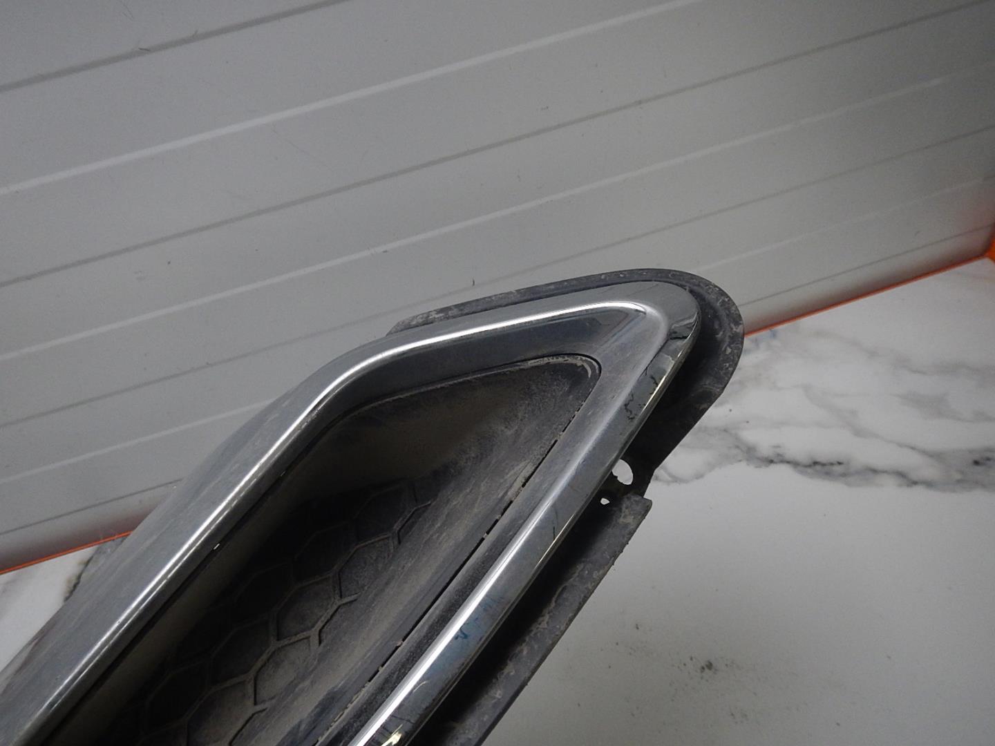 Накладка заднего бампера правая