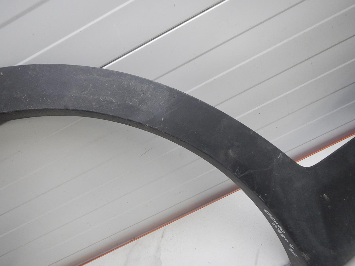 Молдинг задней правой двери