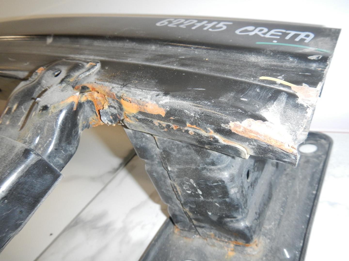 Усилитель переднего бампера