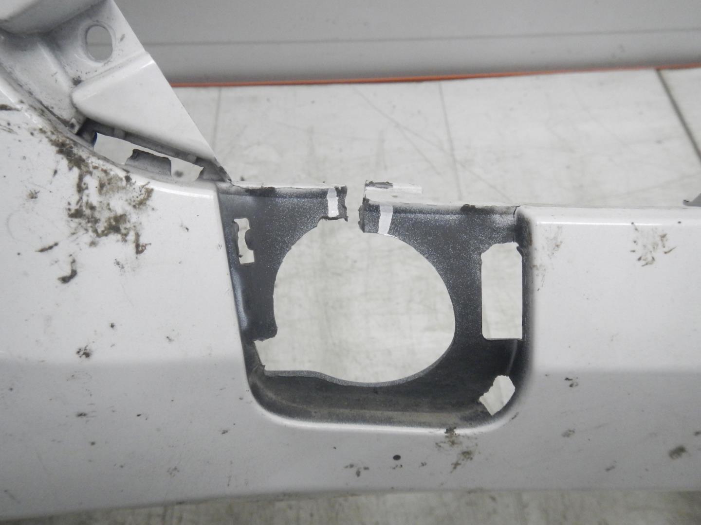 Бампер передний