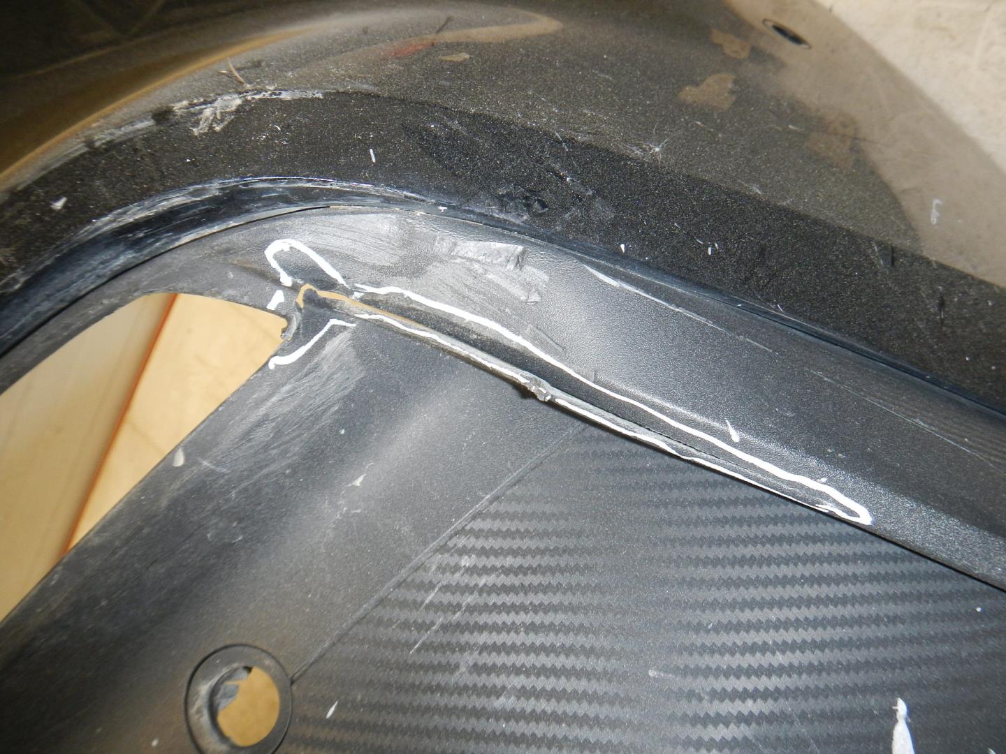 Бампер задний