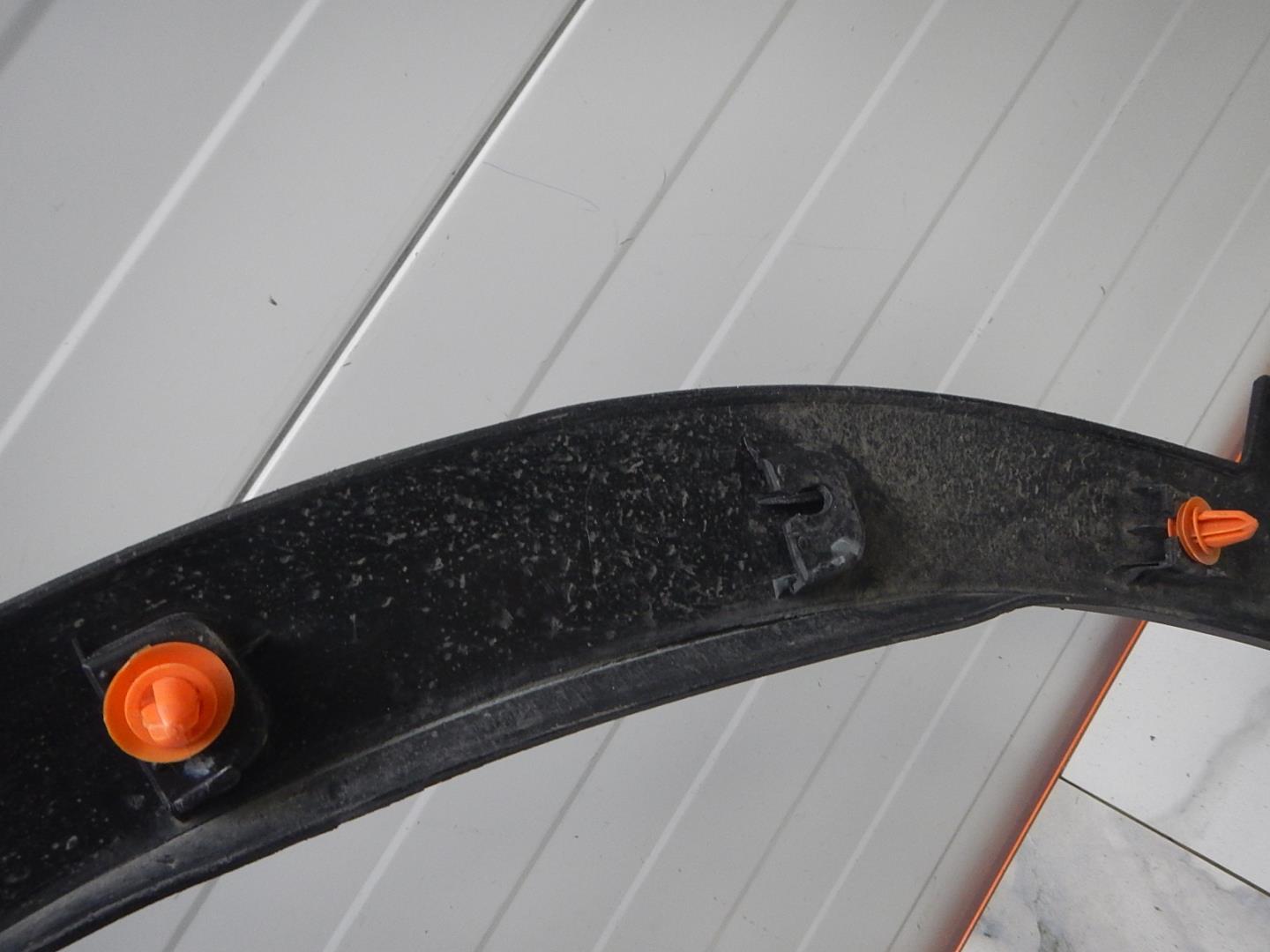 Накладка на крыло