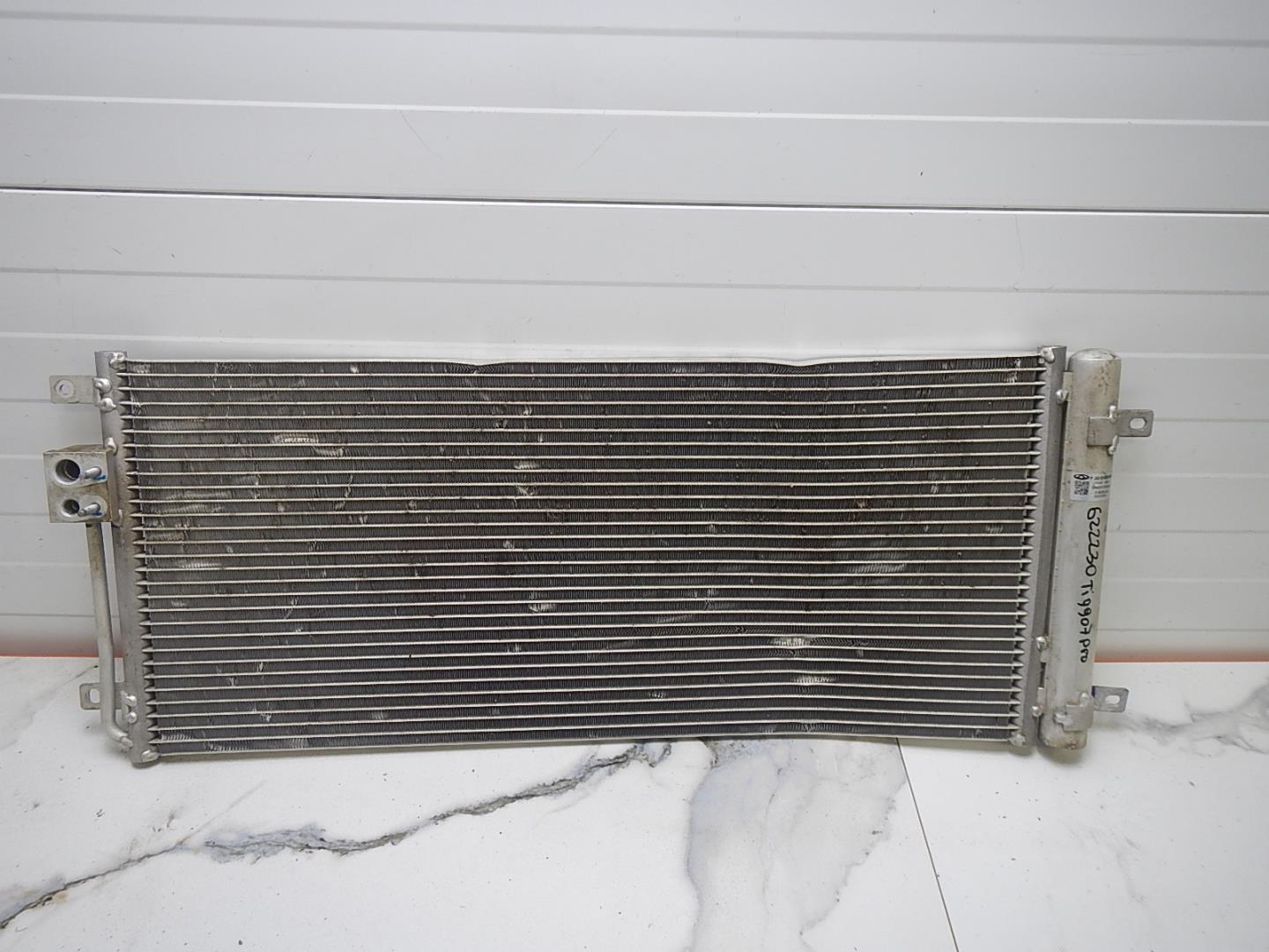 Радиатор кондиционера / конденсер