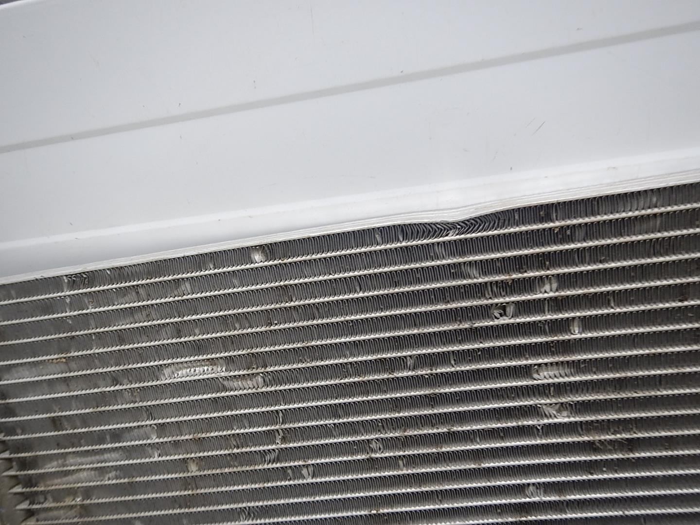 Радиатор кондиционера / конденсер
